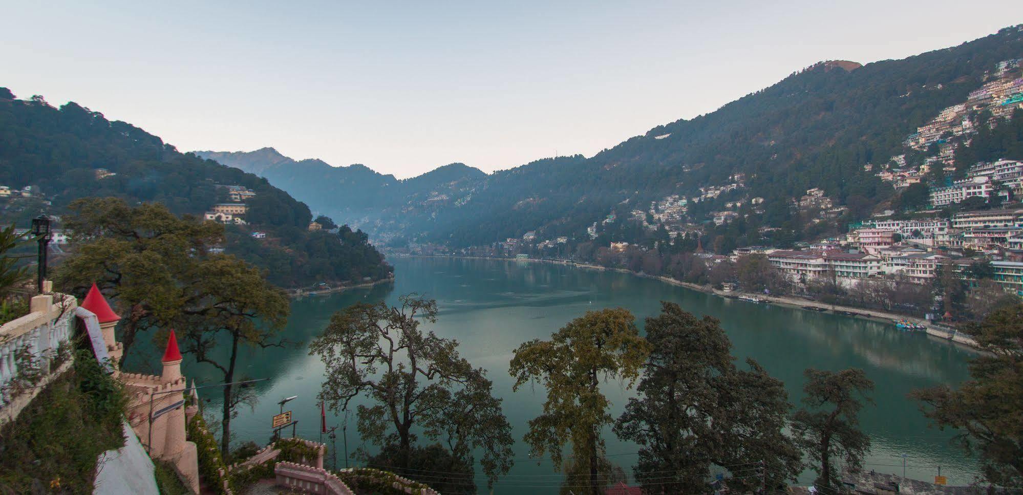 Himalaya Hotel Nainital Esterno foto