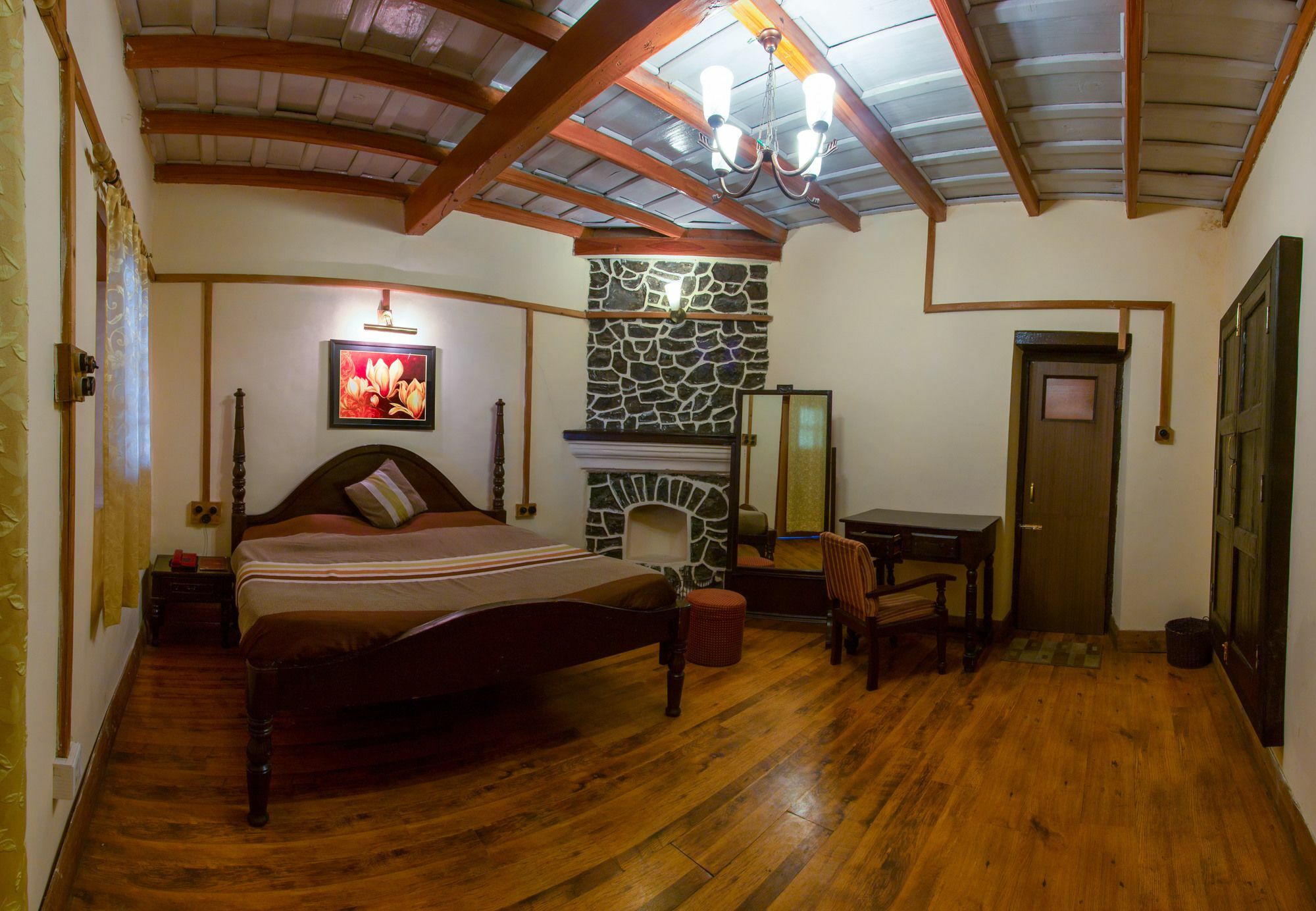 Himalaya Hotel Nainital Esterno foto